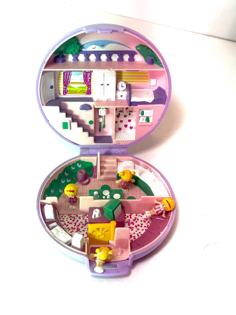 Vintage 1989 Polly Pocket POLLY'S FLAT 100% COMPLETE Polly & Tina, w/ 4 figures - Picture 3 of 3